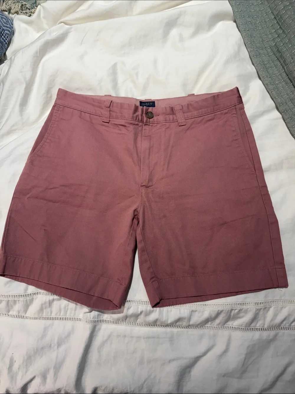 J. Crew Coral Pink Reade Flat Front Men's Shorts size 32 - 7” inseam